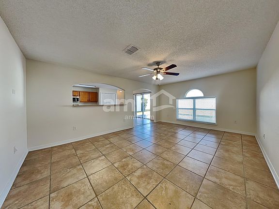 5th image of 30401 Birdhouse Dr