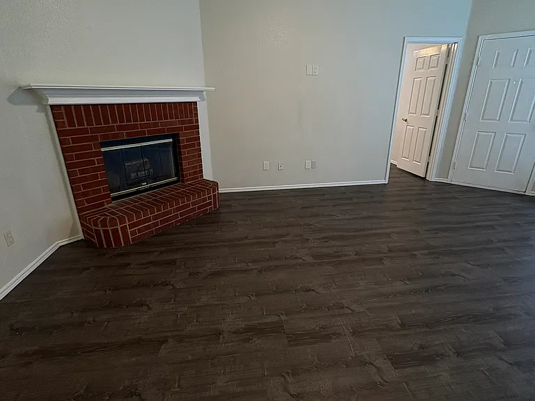 1214 Misty Dr — Photo 8