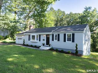 33 Carver Circle, Simsbury, CT 06070
