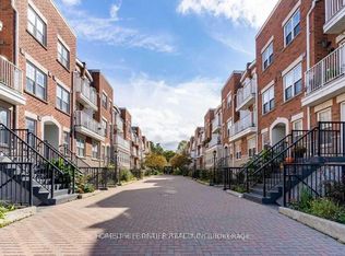 37 Four Winds Dr #3, Toronto, ON M3J1K7