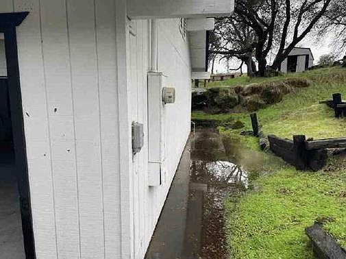 2nd image of 43642 Crystal Cave Cir