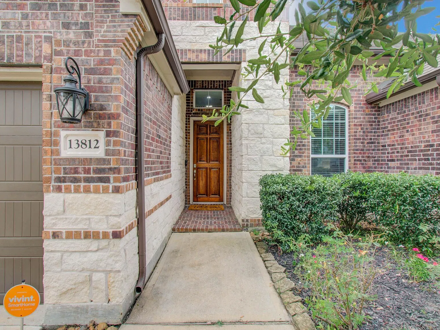 4 bed, 3.5 bath, 3054 sqft, $3,600 — Photo 4
