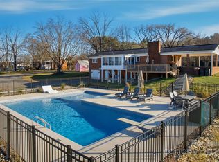 1400 Dry Ponds Rd, Granite Falls, NC 28630