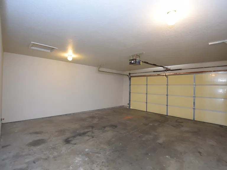 1714 Redbud Dr — Photo 7