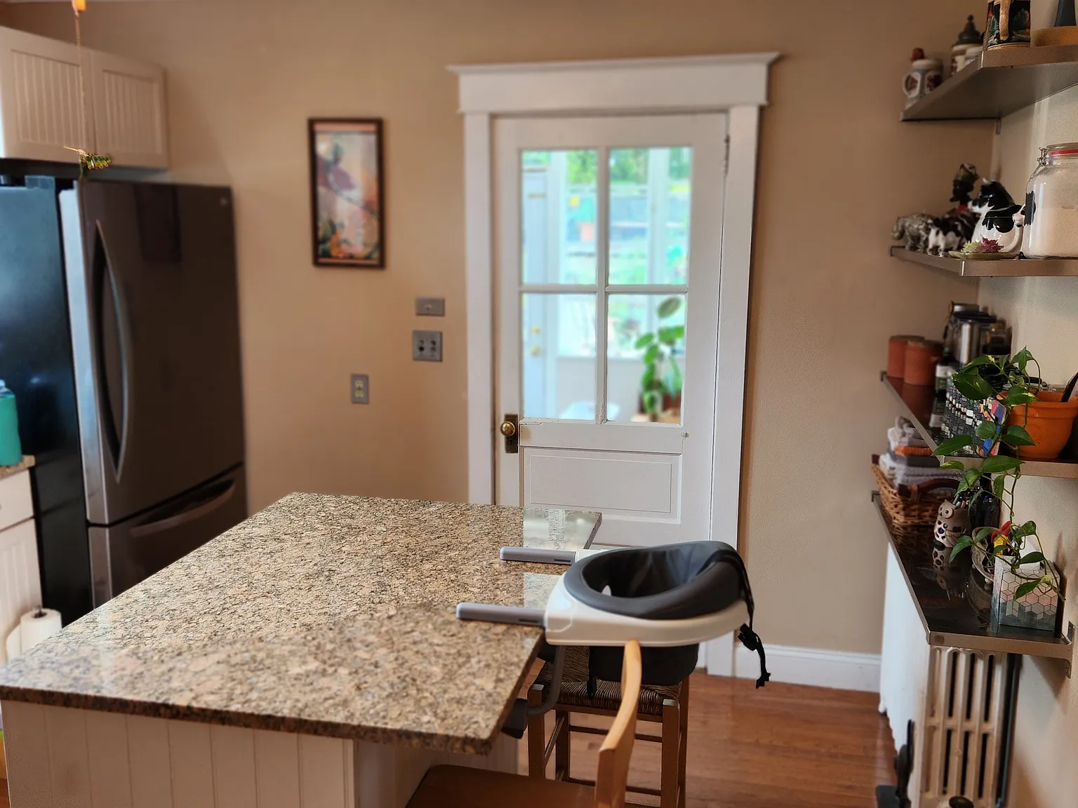 3 bed, 1.5 bath, 1774 sqft, $3,100 — Photo 4
