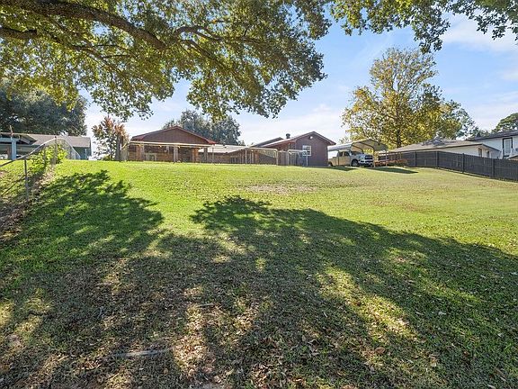 4th image of 264 Vienna Bend Dr
