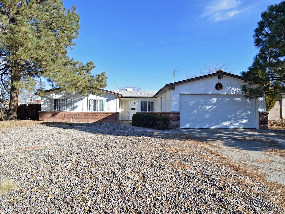 1st image of 7129 Coulson Dr NE