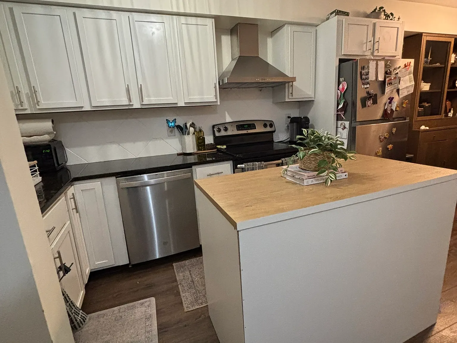 2 bed, 1.5 bath, 980 sqft, $2,100 — Photo 4