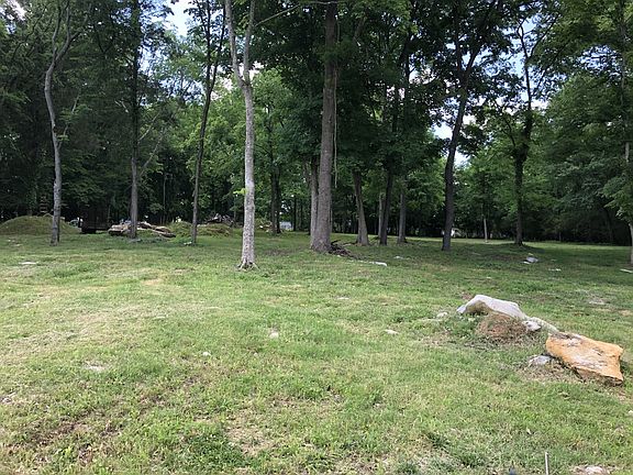 2nd image of 335 Sunset Island Trl Lot 121