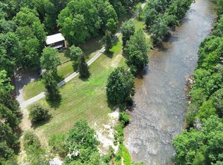 135 River Place Rd, Galax, VA 24333
