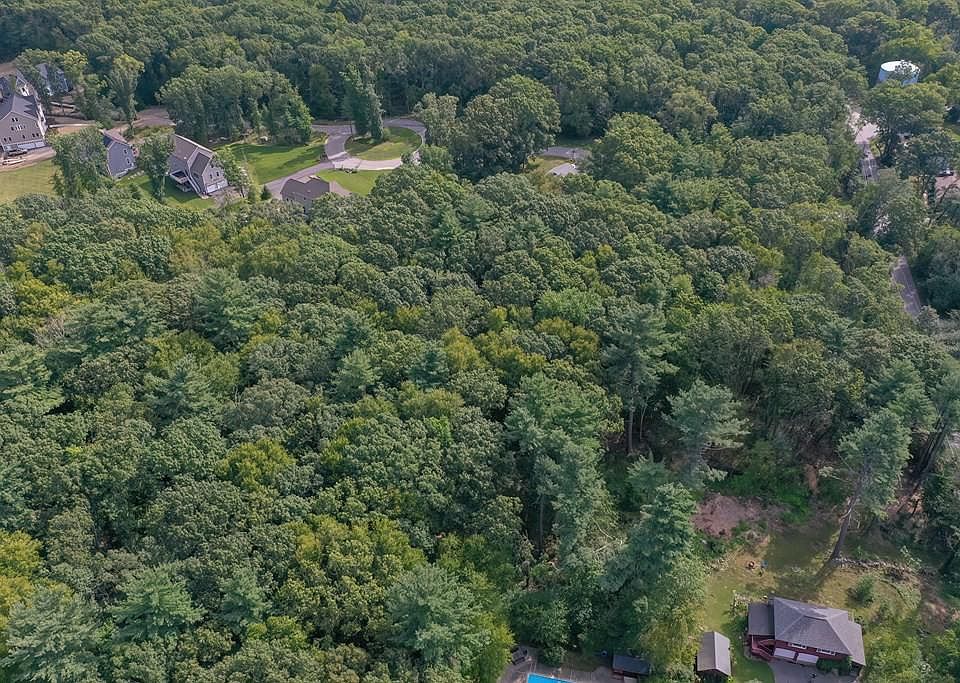 401 Underwood St, Holliston, MA 01746 Zillow