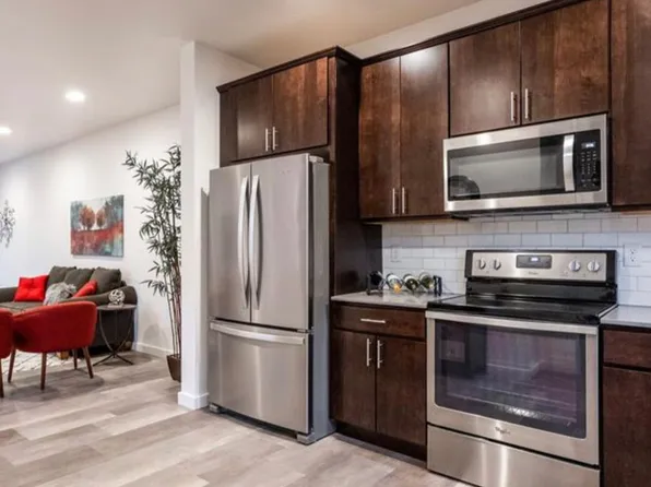 915 N 17th Ave Unit B, Bozeman, MT 59715