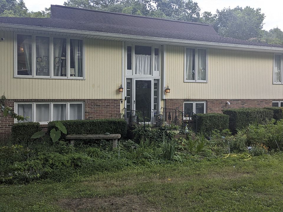 1st image of 2043 Sunny Side Dr
