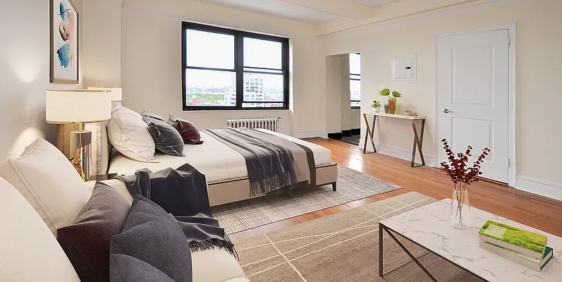 Rented by Manhattan Realty Group | media 2