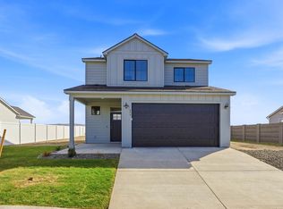 404 Amberly Ave, Grandview, WA 99390