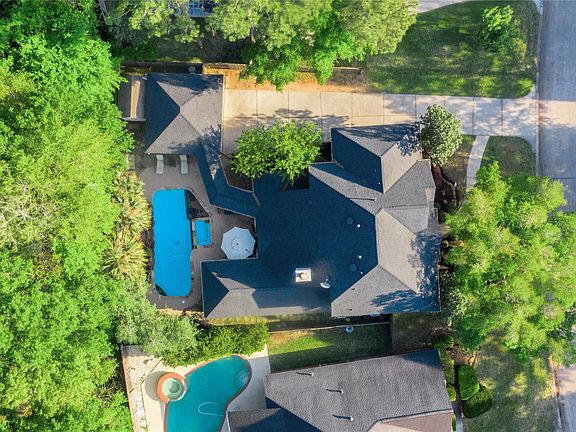 4th image of 6114 Longflower Ln