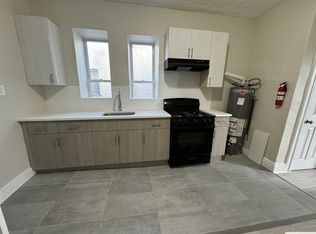 670 Grand St APT 4A, Jersey City, NJ 07304