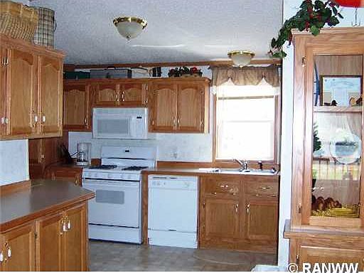 3rd image of 5740 N Strom Road