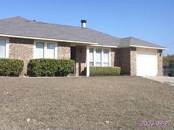 2nd image of 107 Mesa Cir