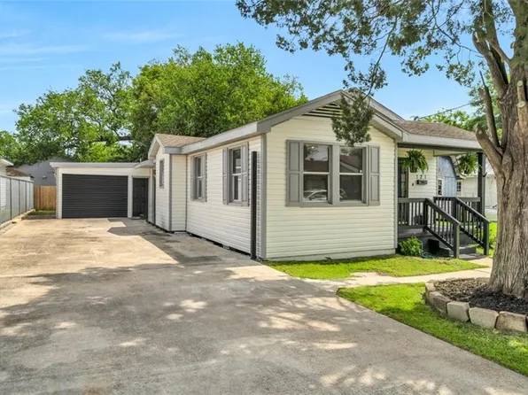 121 13th St, Westwego, LA 70094