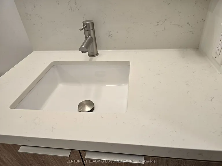 2020 Bathurst St #1006 — Photo 19