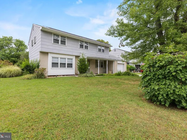 253 Swedesboro Ave, Gibbstown, NJ 08027