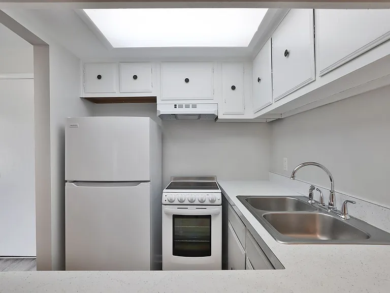 699 Wetmore Rd — Photo 16