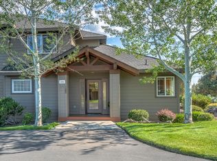 812 Golden Pheasant Dr, Redmond, OR 97756