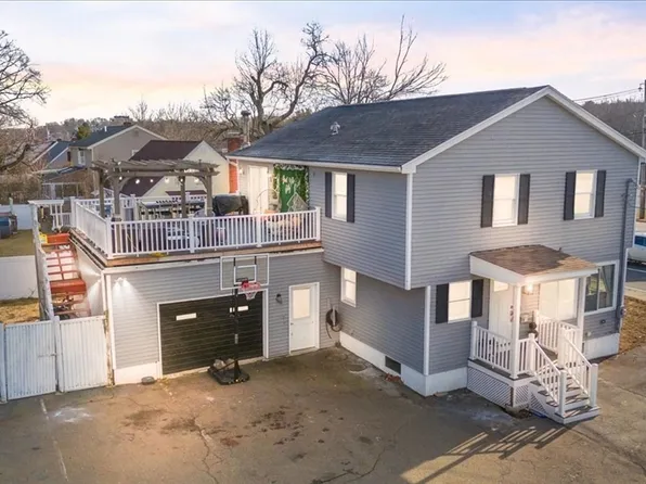 11 Andover St, Danvers, MA 01923