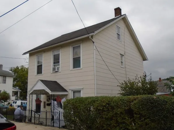 737 Cherokee St, Bethlehem, PA 18015