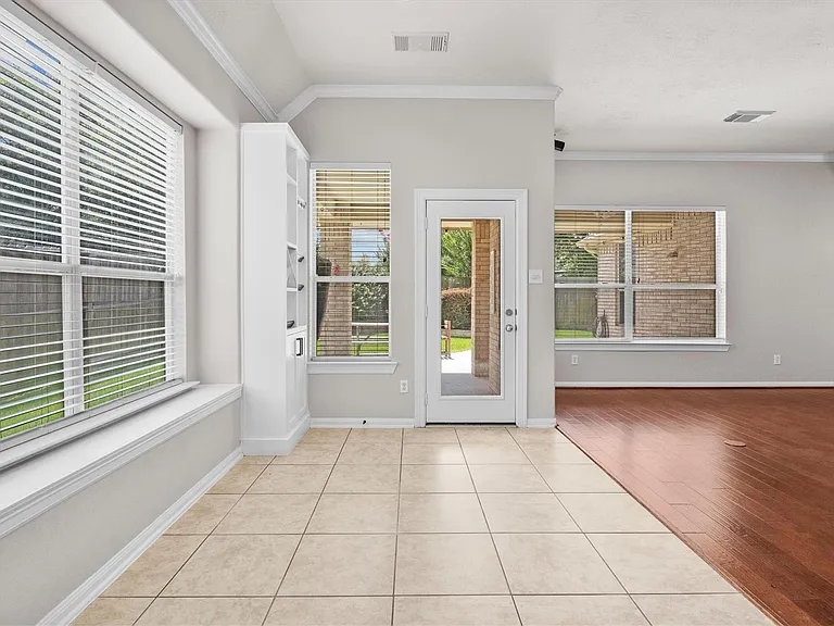 25609 Peppermill Creek Dr — Photo 17