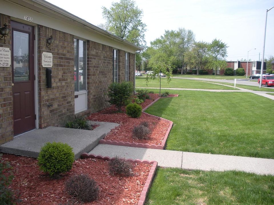 1st image of 7452 Rockleigh Ave