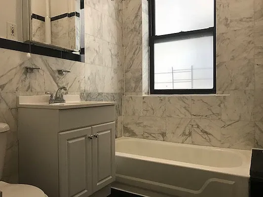 Rented by AIMCO | media 42