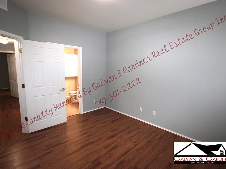 3850 Strawberry Field Grv #B — Photo 12