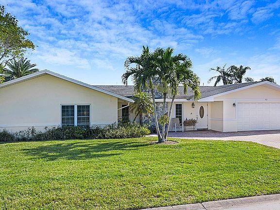 4th image of 503 Eleuthera Ln
