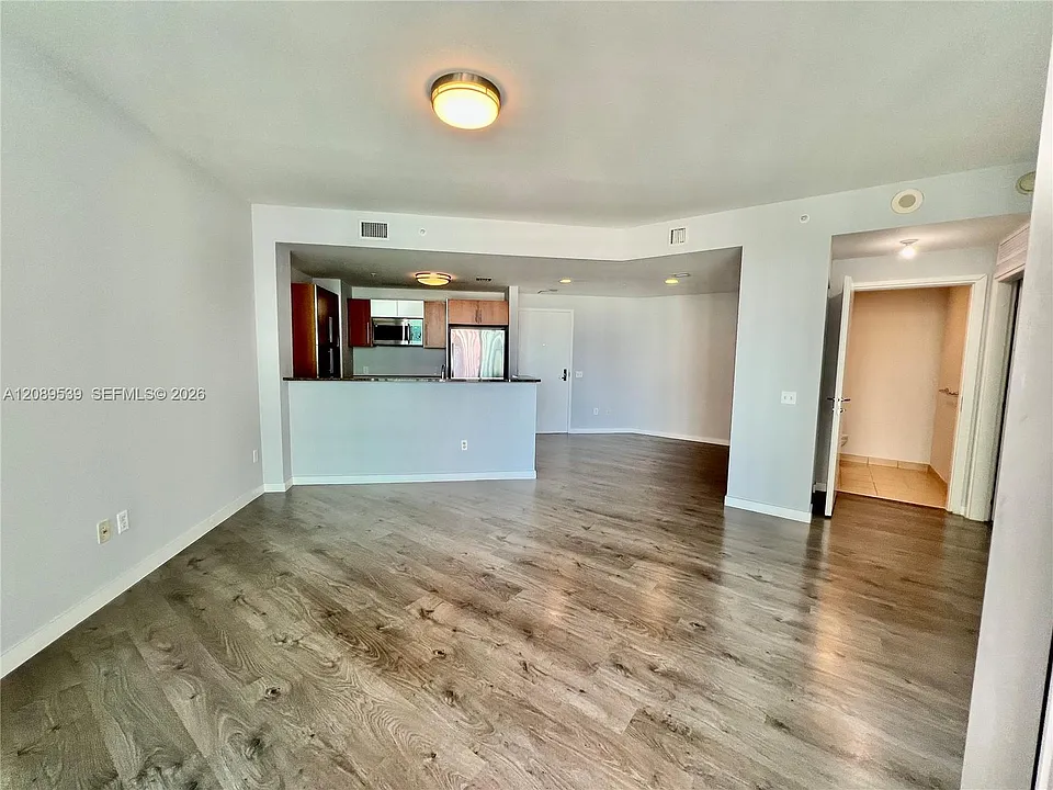 300 S Biscayne Blvd #T-2705