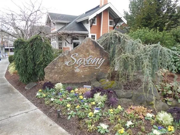 525 225th Ln NE APT D104, Sammamish, WA 98074