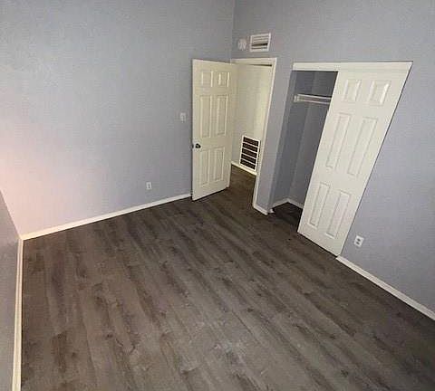 5th image of 423 Vincent St #423