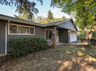 1615 Cloverleaf Rd, Lake Oswego, OR 97034