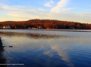 142 Black Point Rd, Rumson, NJ 07760