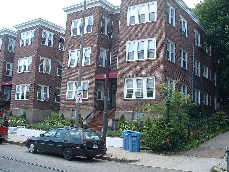 2nd image of 195 South St APT 1