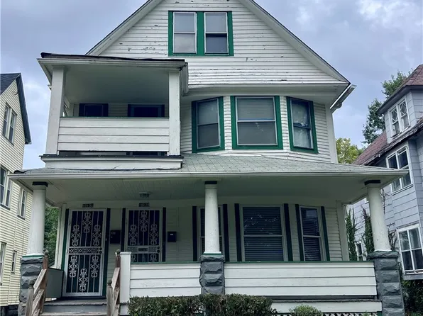 10121 Parkgate Ave, Cleveland, OH 44108