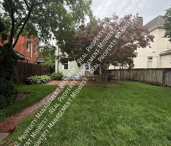 255 S 17th St — Photo 19