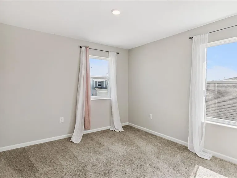 5580 Maddie Dr — Photo 36