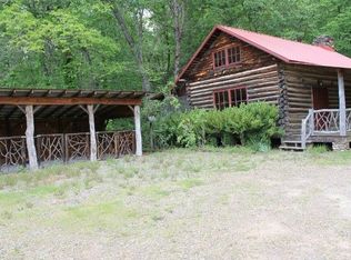 371 Gibson Cove Rd, Franklin, NC 28734