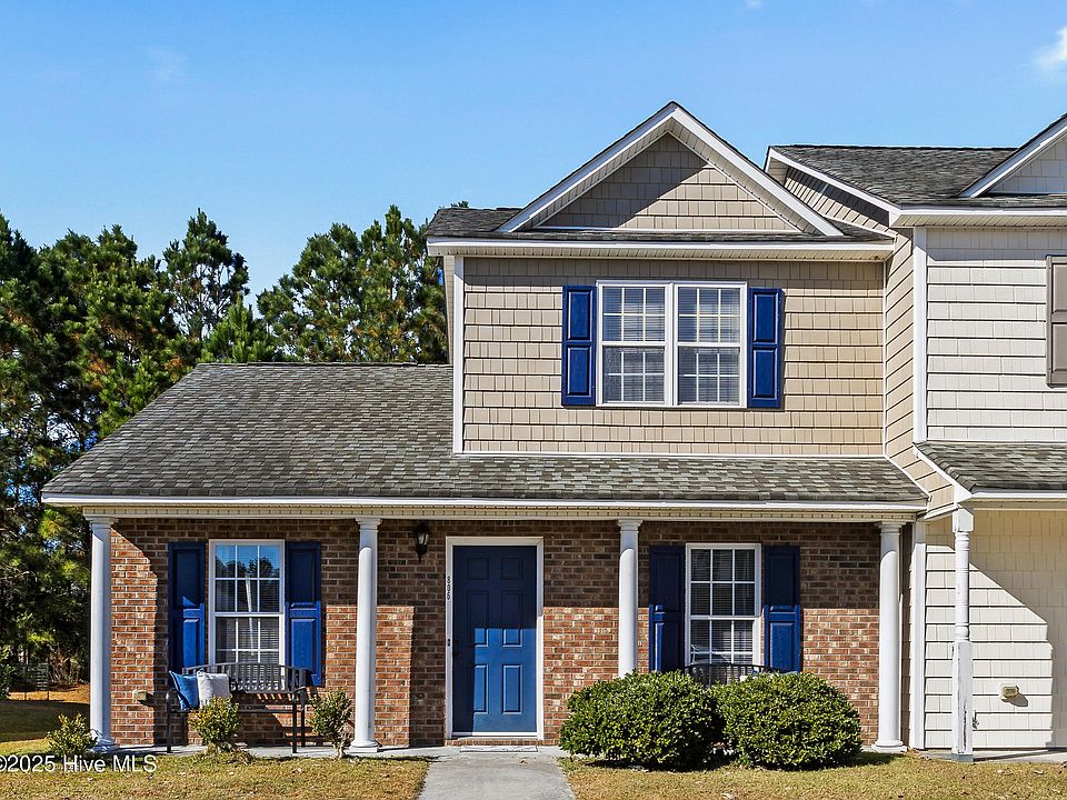 1st image of 806 Springwood Drive