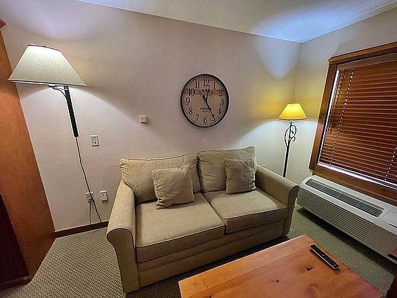 3rd image of 6175 Snowshoe Dr #257