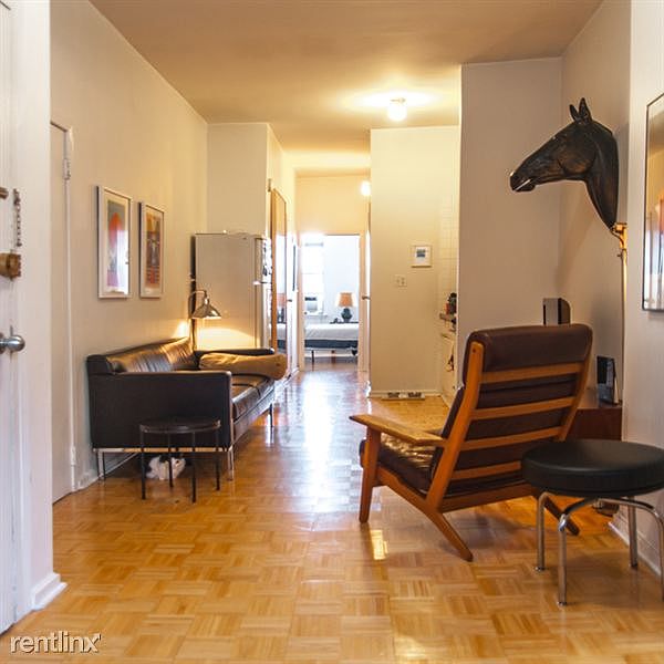 75_Eagle_Street___8-16