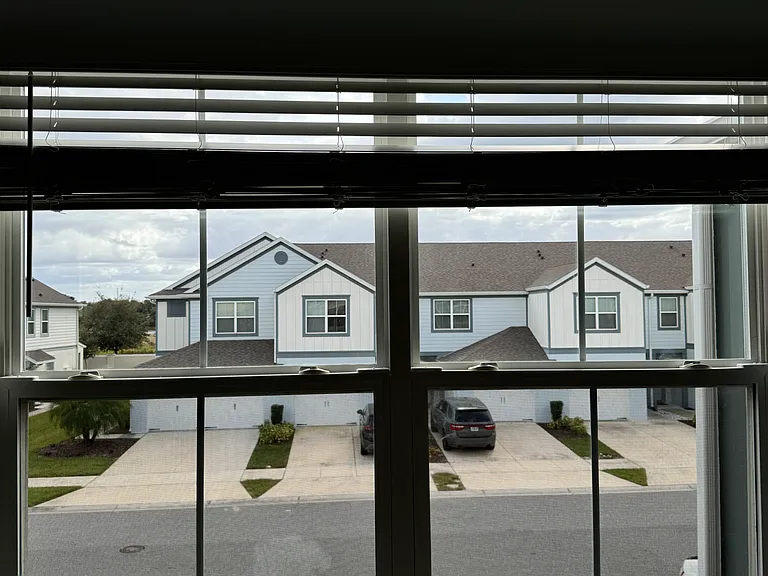 3587 Plainview Dr — Photo 57