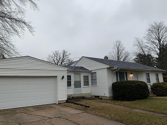 4th image of 3014 Pioneer Dr